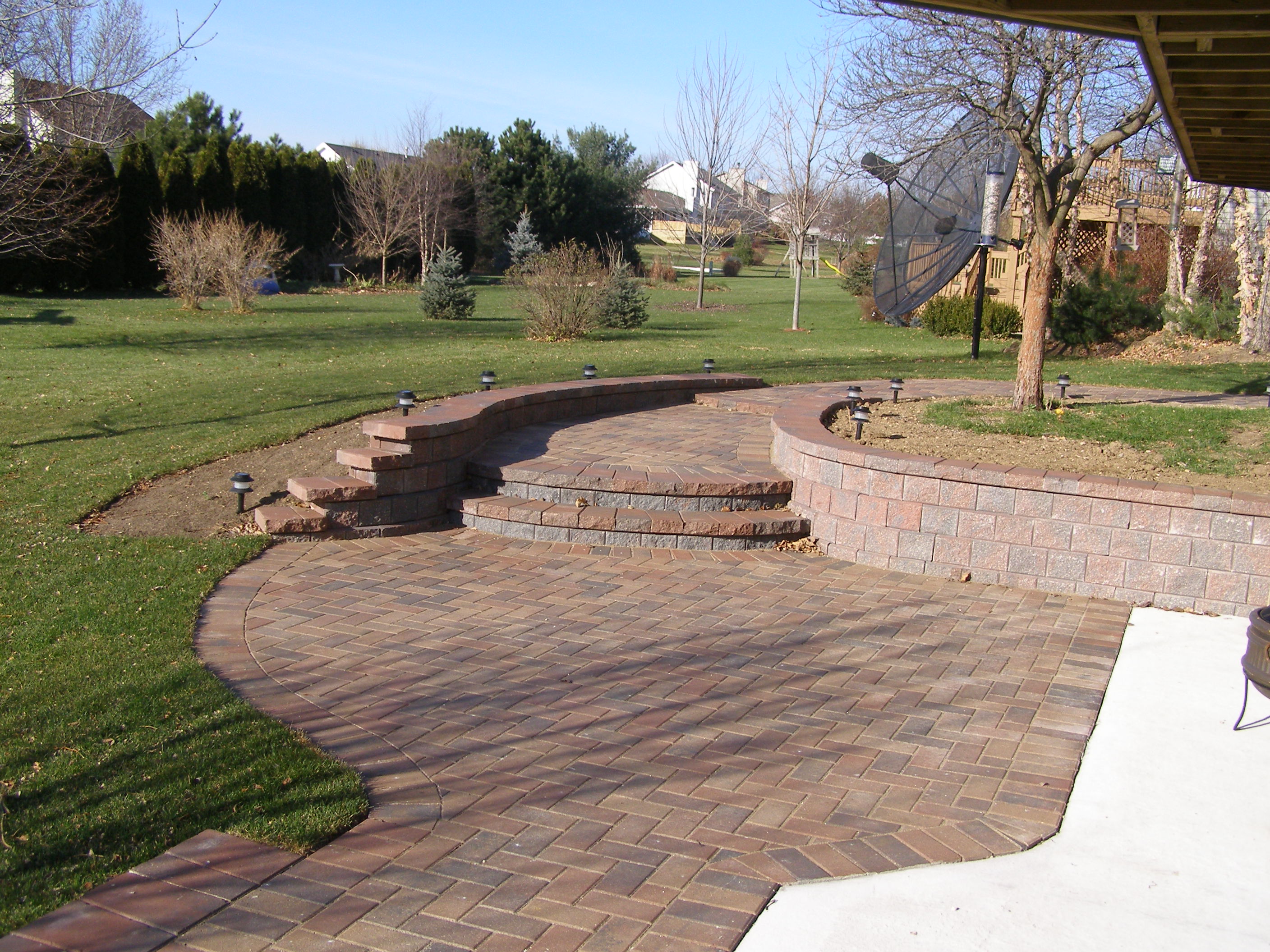 Rockford concrete patio and steps