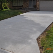 Rockford driveway made with poured concrete